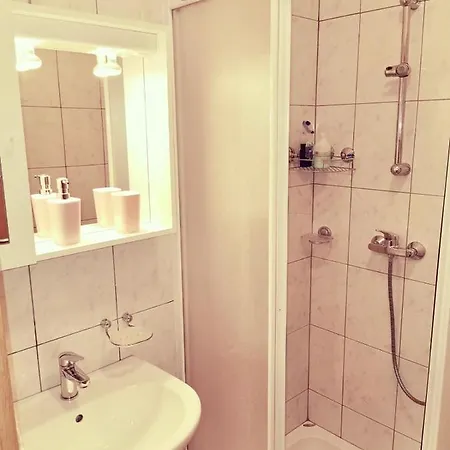 Sonja Apartman *